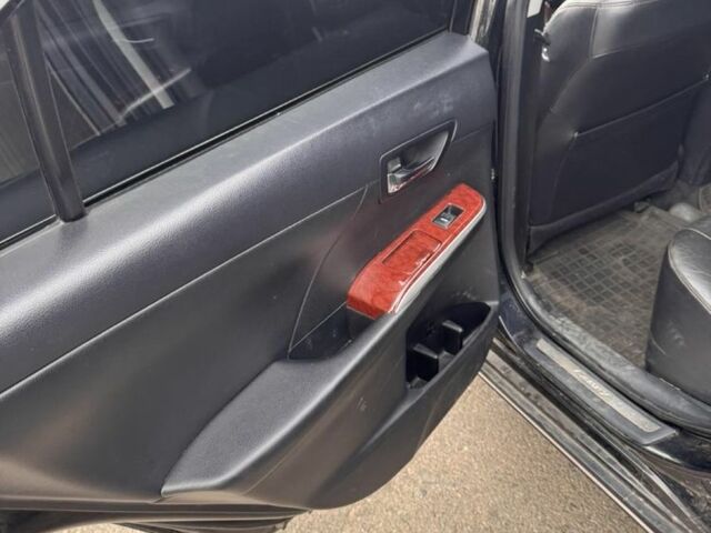 Черный Тойота Камри, объемом двигателя 2.5 л и пробегом 233 тыс. км за 11000 $, фото 4 на Automoto.ua