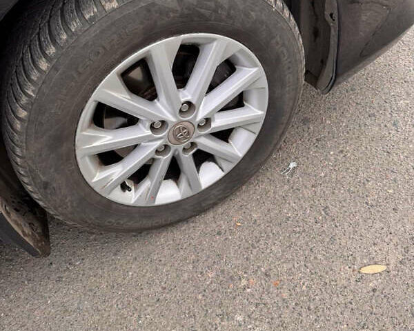 Чорний Тойота Камрі, об'ємом двигуна 2.49 л та пробігом 236 тис. км за 11000 $, фото 6 на Automoto.ua