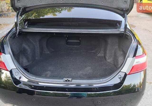 Черный Тойота Камри, объемом двигателя 3.46 л и пробегом 192 тыс. км за 15200 $, фото 10 на Automoto.ua