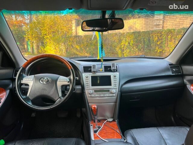 Чорний Тойота Камрі, об'ємом двигуна 3.5 л та пробігом 293 тис. км за 9990 $, фото 18 на Automoto.ua