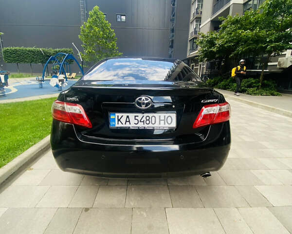 Чорний Тойота Камрі, об'ємом двигуна 2.4 л та пробігом 260 тис. км за 10000 $, фото 9 на Automoto.ua