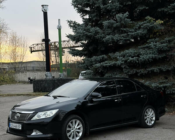 Чорний Тойота Камрі, об'ємом двигуна 2.49 л та пробігом 215 тис. км за 14500 $, фото 4 на Automoto.ua