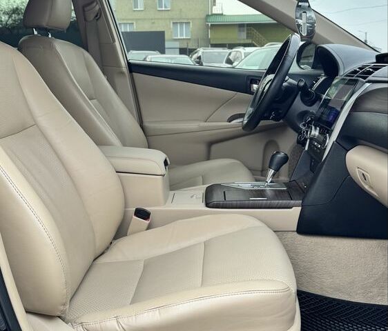 Чорний Тойота Камрі, об'ємом двигуна 2.5 л та пробігом 198 тис. км за 12900 $, фото 20 на Automoto.ua