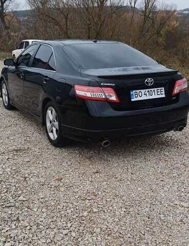 Черный Тойота Камри, объемом двигателя 2.5 л и пробегом 260 тыс. км за 10200 $, фото 4 на Automoto.ua