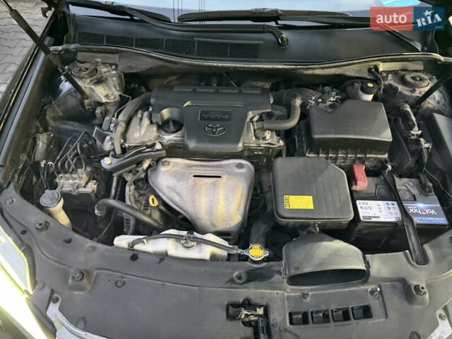 Черный Тойота Камри, объемом двигателя 2.5 л и пробегом 190 тыс. км за 13000 $, фото 14 на Automoto.ua