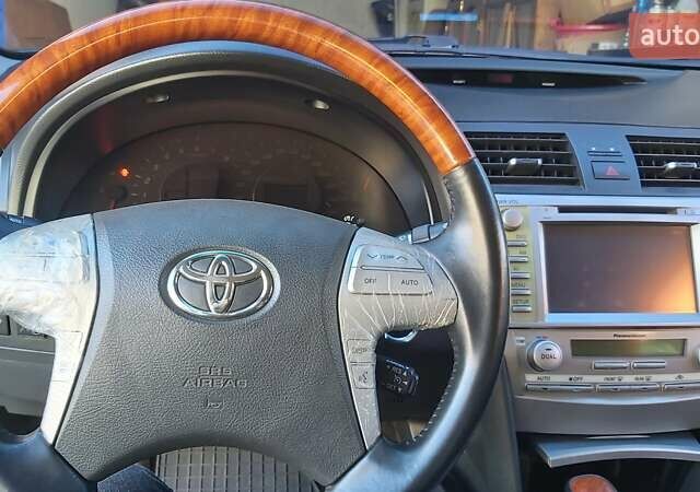Черный Тойота Камри, объемом двигателя 3.46 л и пробегом 192 тыс. км за 15200 $, фото 18 на Automoto.ua