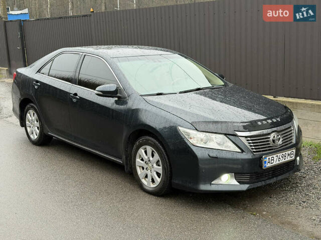 Чорний Тойота Камрі, об'ємом двигуна 2.49 л та пробігом 290 тис. км за 9700 $, фото 2 на Automoto.ua