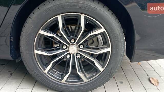 Черный Тойота Камри, объемом двигателя 2.5 л и пробегом 187 тыс. км за 11000 $, фото 19 на Automoto.ua