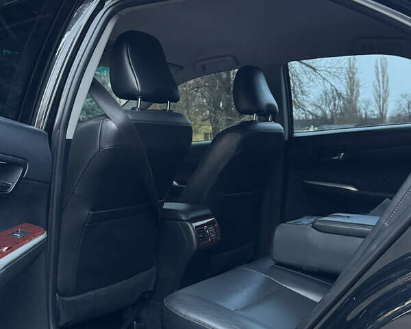 Чорний Тойота Камрі, об'ємом двигуна 2.49 л та пробігом 215 тис. км за 14500 $, фото 15 на Automoto.ua