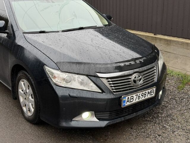 Чорний Тойота Камрі, об'ємом двигуна 2.5 л та пробігом 290 тис. км за 9700 $, фото 2 на Automoto.ua