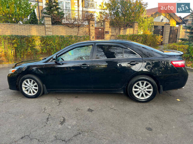 Черный Тойота Камри, объемом двигателя 3.5 л и пробегом 293 тыс. км за 9990 $, фото 7 на Automoto.ua