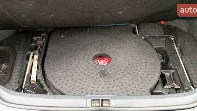 Черный Тойота Камри, объемом двигателя 2.5 л и пробегом 187 тыс. км за 11000 $, фото 16 на Automoto.ua