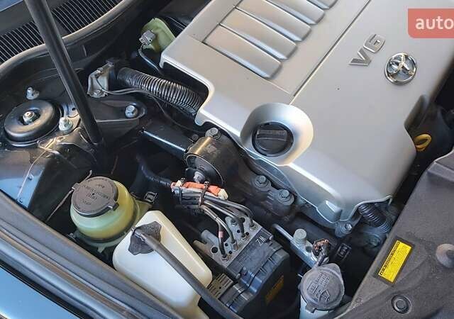 Черный Тойота Камри, объемом двигателя 3.46 л и пробегом 192 тыс. км за 15200 $, фото 23 на Automoto.ua