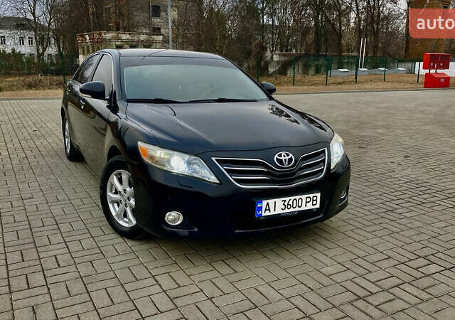 Черный Тойота Камри, объемом двигателя 2.4 л и пробегом 315 тыс. км за 9799 $, фото 4 на Automoto.ua