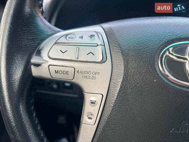 Черный Тойота Камри, объемом двигателя 3.5 л и пробегом 293 тыс. км за 9990 $, фото 14 на Automoto.ua