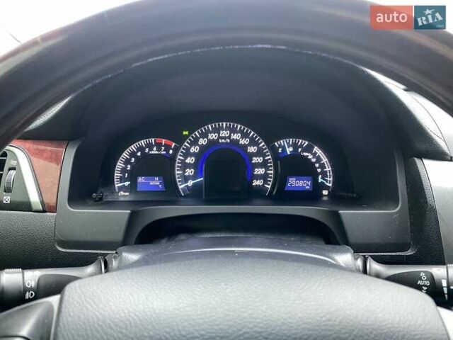 Черный Тойота Камри, объемом двигателя 2.5 л и пробегом 290 тыс. км за 13500 $, фото 5 на Automoto.ua