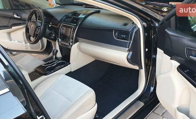 Черный Тойота Камри, объемом двигателя 2.5 л и пробегом 154 тыс. км за 9490 $, фото 50 на Automoto.ua