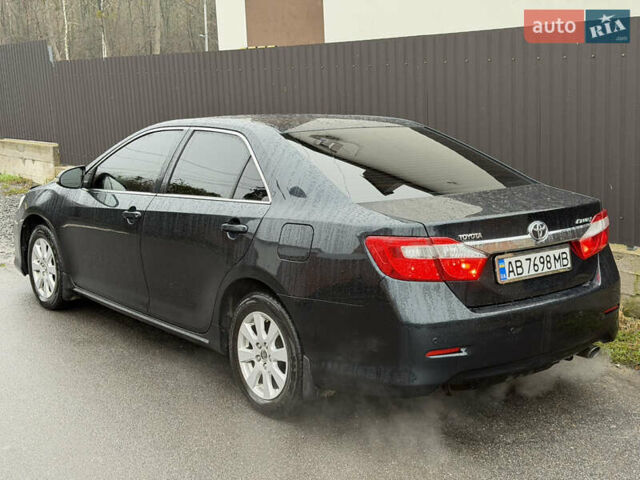 Чорний Тойота Камрі, об'ємом двигуна 2.49 л та пробігом 290 тис. км за 9700 $, фото 5 на Automoto.ua