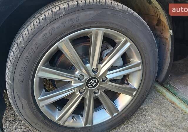 Черный Тойота Камри, объемом двигателя 3.46 л и пробегом 192 тыс. км за 15200 $, фото 24 на Automoto.ua