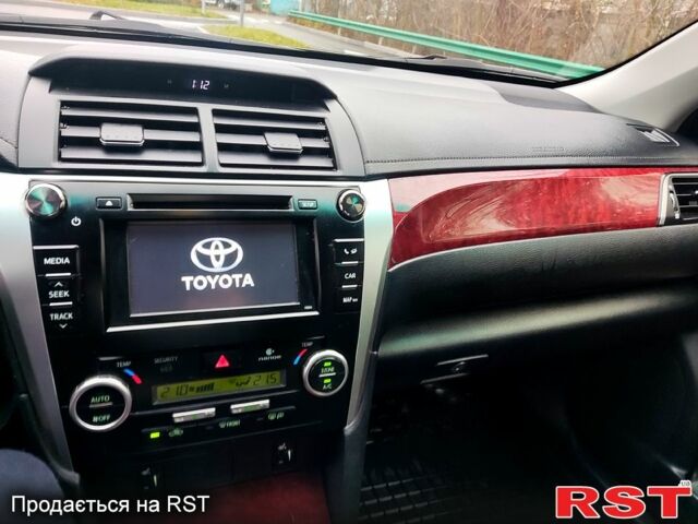 Чорний Тойота Камрі, об'ємом двигуна 2.5 л та пробігом 225 тис. км за 14700 $, фото 11 на Automoto.ua