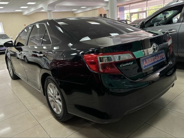 Черный Тойота Камри, объемом двигателя 2.5 л и пробегом 154 тыс. км за 9500 $, фото 4 на Automoto.ua