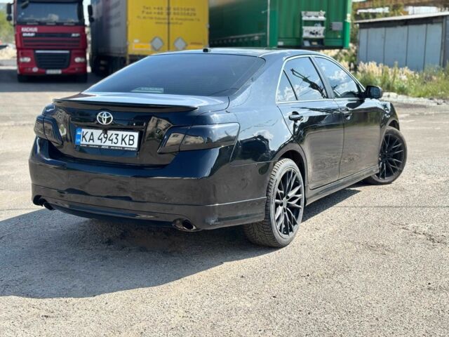 Черный Тойота Камри, объемом двигателя 2.5 л и пробегом 290 тыс. км за 8200 $, фото 2 на Automoto.ua