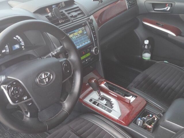 Черный Тойота Камри, объемом двигателя 2.5 л и пробегом 263 тыс. км за 13200 $, фото 6 на Automoto.ua