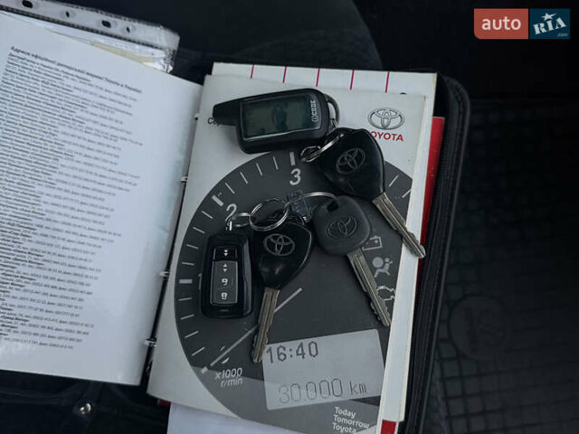 Черный Тойота Камри, объемом двигателя 2.36 л и пробегом 281 тыс. км за 11200 $, фото 24 на Automoto.ua