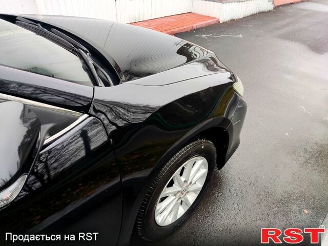 Чорний Тойота Камрі, об'ємом двигуна 2.5 л та пробігом 225 тис. км за 14700 $, фото 6 на Automoto.ua