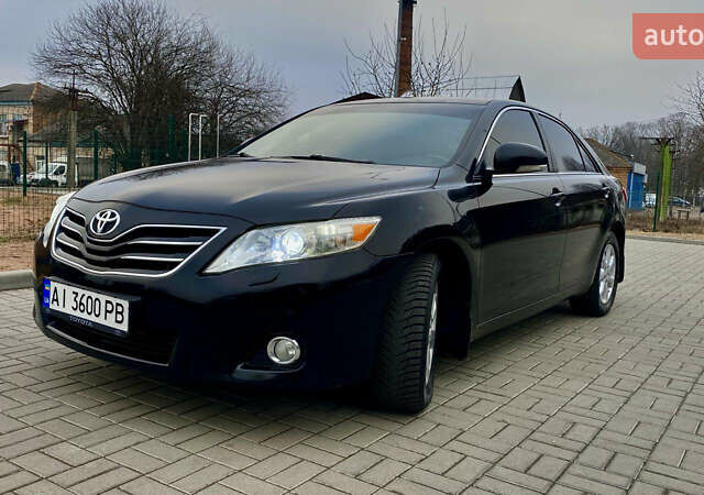 Черный Тойота Камри, объемом двигателя 2.4 л и пробегом 315 тыс. км за 9799 $, фото 7 на Automoto.ua