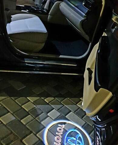 Черный Тойота Камри, объемом двигателя 2.5 л и пробегом 154 тыс. км за 9490 $, фото 8 на Automoto.ua