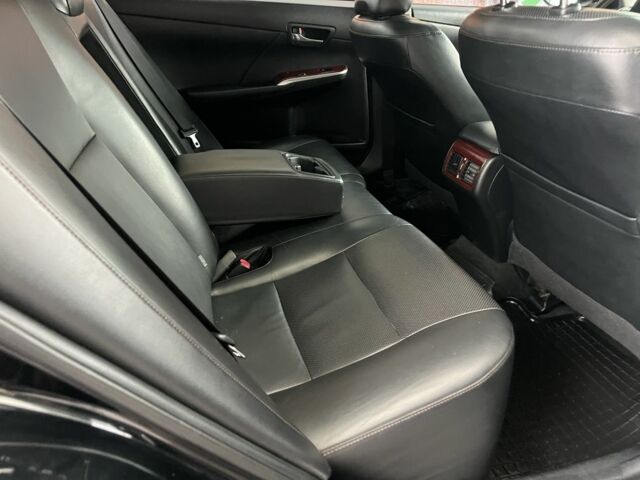 Черный Тойота Камри, объемом двигателя 2.5 л и пробегом 190 тыс. км за 13950 $, фото 16 на Automoto.ua