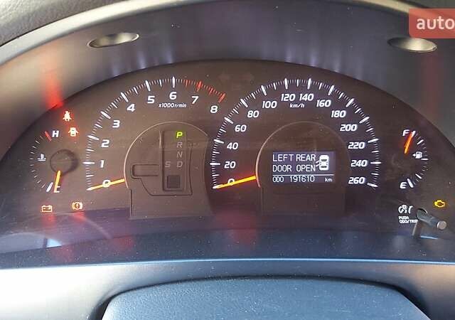 Черный Тойота Камри, объемом двигателя 3.46 л и пробегом 192 тыс. км за 15200 $, фото 20 на Automoto.ua