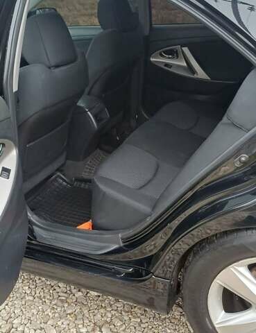 Черный Тойота Камри, объемом двигателя 2.5 л и пробегом 260 тыс. км за 10200 $, фото 10 на Automoto.ua