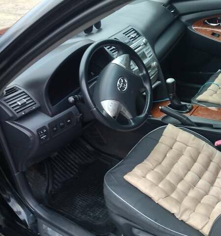 Черный Тойота Камри, объемом двигателя 2.36 л и пробегом 248 тыс. км за 10100 $, фото 4 на Automoto.ua