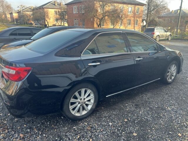 Чорний Тойота Камрі, об'ємом двигуна 2.5 л та пробігом 190 тис. км за 14000 $, фото 3 на Automoto.ua