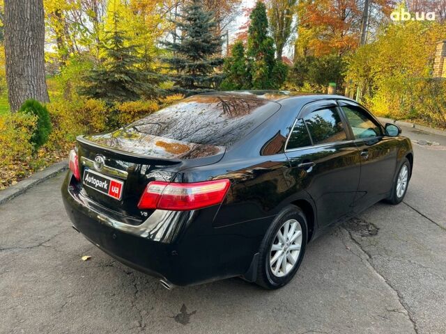 Чорний Тойота Камрі, об'ємом двигуна 3.5 л та пробігом 293 тис. км за 9990 $, фото 4 на Automoto.ua