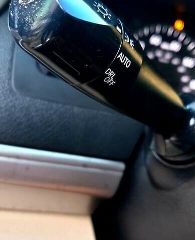 Черный Тойота Камри, объемом двигателя 2.5 л и пробегом 154 тыс. км за 9490 $, фото 25 на Automoto.ua