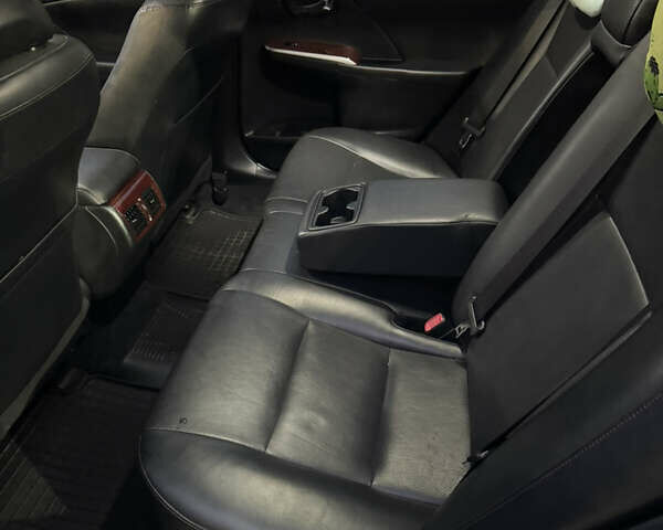 Черный Тойота Камри, объемом двигателя 2.5 л и пробегом 190 тыс. км за 13000 $, фото 7 на Automoto.ua