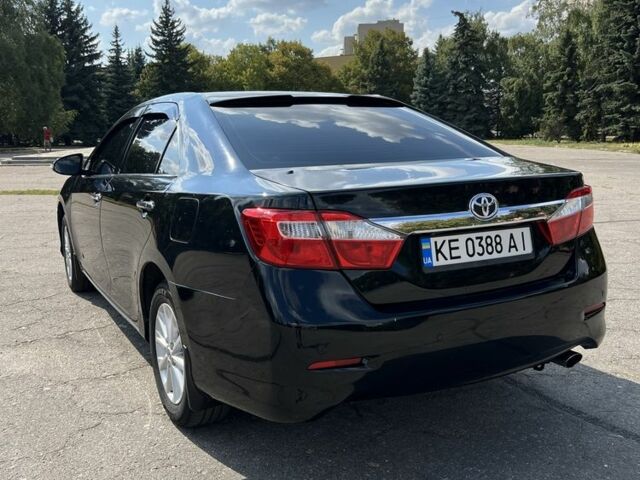 Черный Тойота Камри, объемом двигателя 0 л и пробегом 151 тыс. км за 14000 $, фото 3 на Automoto.ua