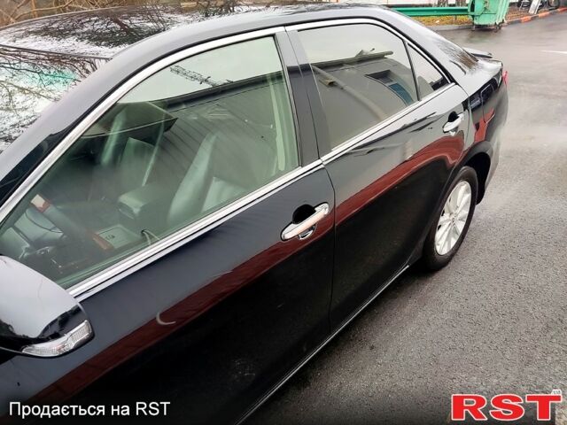 Чорний Тойота Камрі, об'ємом двигуна 2.5 л та пробігом 225 тис. км за 14700 $, фото 3 на Automoto.ua