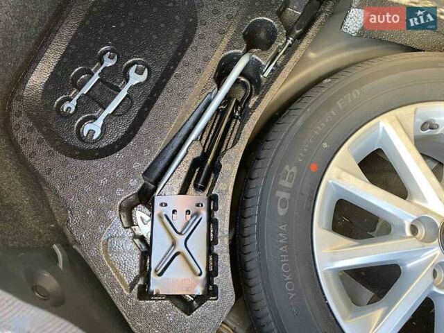 Чорний Тойота Камрі, об'ємом двигуна 2.5 л та пробігом 96 тис. км за 15500 $, фото 32 на Automoto.ua