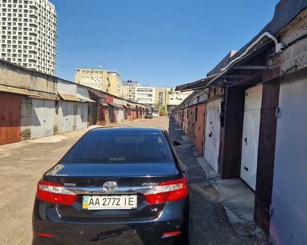 Черный Тойота Камри, объемом двигателя 0 л и пробегом 218 тыс. км за 17800 $, фото 1 на Automoto.ua