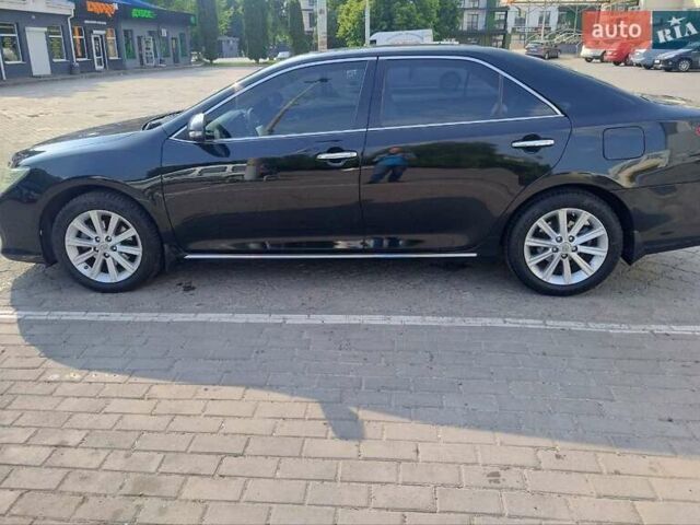 Чорний Тойота Камрі, об'ємом двигуна 3.5 л та пробігом 313 тис. км за 13500 $, фото 1 на Automoto.ua