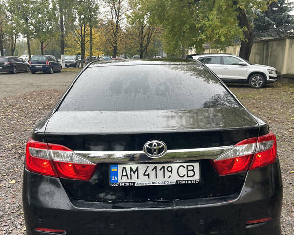 Черный Тойота Камри, объемом двигателя 2.36 л и пробегом 230 тыс. км за 10250 $, фото 11 на Automoto.ua