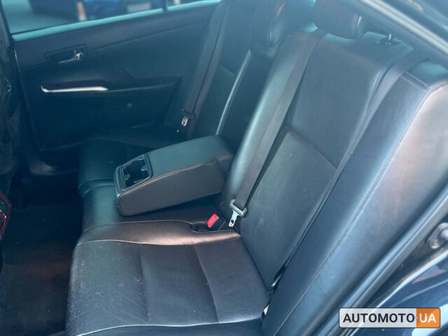 Черный Тойота Камри, объемом двигателя 2.5 л и пробегом 211 тыс. км за 12700 $, фото 17 на Automoto.ua