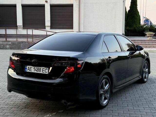 Черный Тойота Камри, объемом двигателя 2.5 л и пробегом 198 тыс. км за 10900 $, фото 7 на Automoto.ua