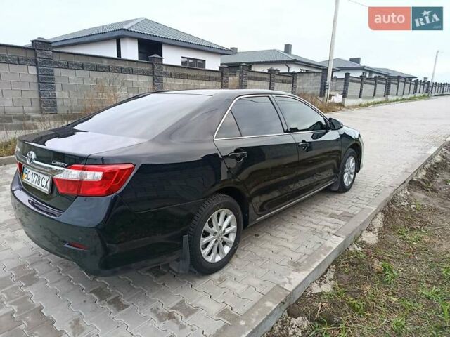 Чорний Тойота Камрі, об'ємом двигуна 2.5 л та пробігом 176 тис. км за 13499 $, фото 6 на Automoto.ua