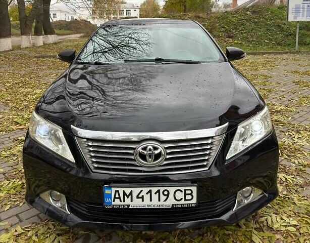 Черный Тойота Камри, объемом двигателя 2.36 л и пробегом 231 тыс. км за 9900 $, фото 4 на Automoto.ua