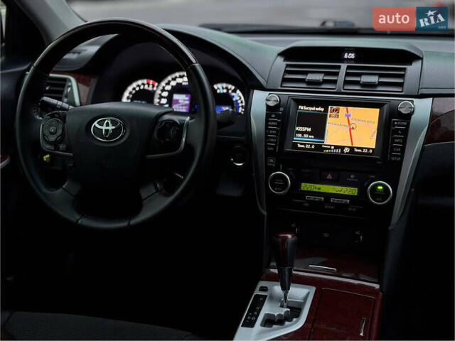 Черный Тойота Камри, объемом двигателя 3.46 л и пробегом 193 тыс. км за 14900 $, фото 33 на Automoto.ua